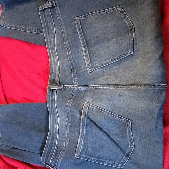 Lauren Conrad High Rise Skinny Ankle, 20w, medium light wash, 4 button up - Picture 3 of 4